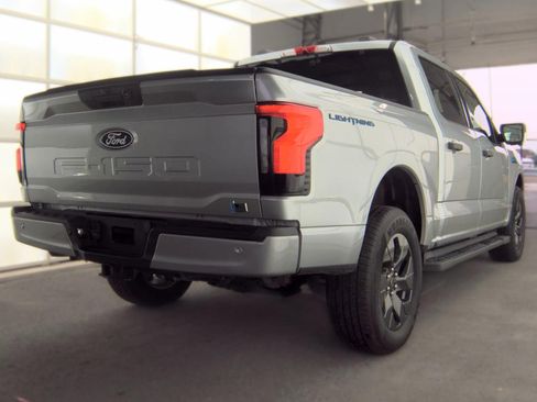 Used 2024 Ford F150 Lightning XLT AWD/4WD image 3