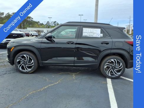 New 2026 Chevrolet TrailBlazer RS w/ Convenience Package FWD image 6