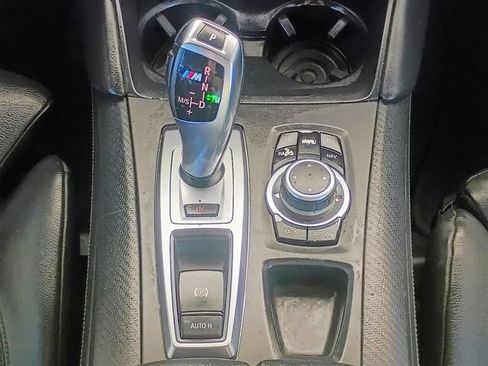 Used 2012 BMW X6 M image 32