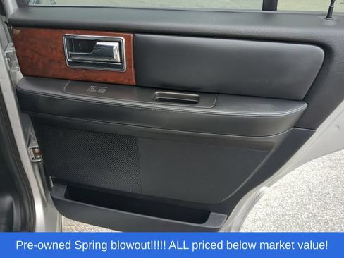 Used 2016 Lincoln Navigator Select AWD/4WD image 45