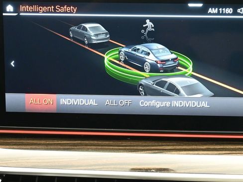 Used 2023 BMW 540i xDrive 540i xDrive w/ Executive Package image 17