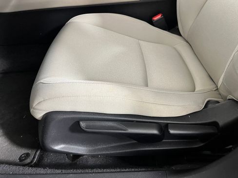 Certified 2019 Honda Accord LX image 11