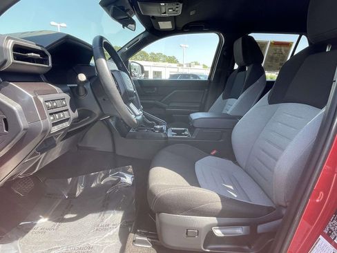 Used 2025 Toyota 4Runner TRD Off-Road image 21