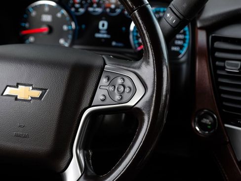 Used 2020 Chevrolet Suburban Premier w/ 6.2L Performance Package image 14