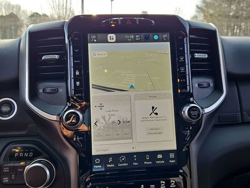 Used 2024 RAM 3500 Big Horn w/ Safety Group image 17