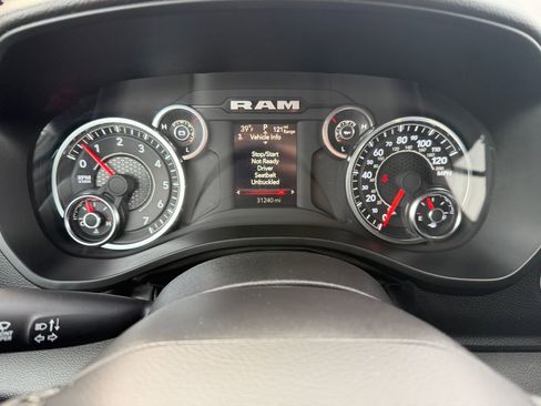 Used 2025 RAM 1500 Big Horn image 30