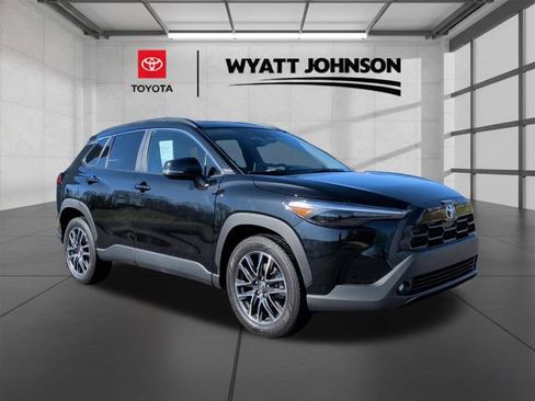 Certified 2026 Toyota Corolla Cross XLE image 7