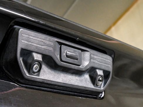 Used 2024 Chevrolet Silverado 2500 High Country w/ High Country Premium Package image 49