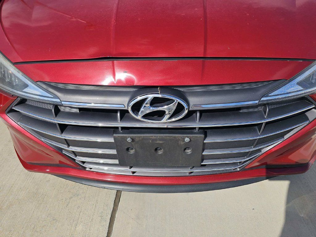 Used 2019 Hyundai Elantra SEL FWD image 6
