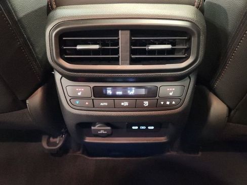 Certified 2025 Honda Ridgeline Black Edition image 24