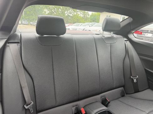 Used 2018 BMW 230i xDrive Coupe AWD/4WD image 23