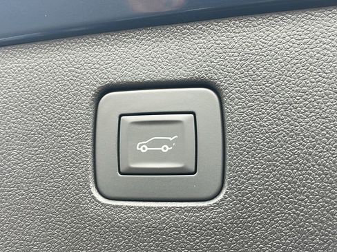 New 2025 Buick Envista Avenir image 28