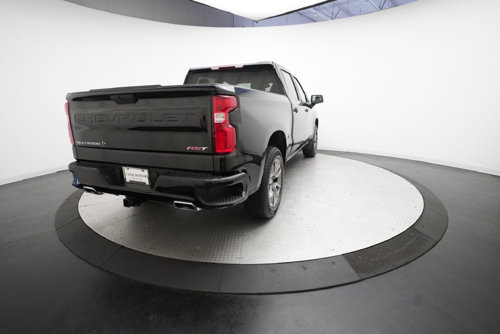 Used 2021 Chevrolet Silverado 1500 RST AWD/4WD image 13