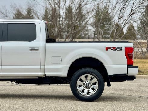 Used 2017 Ford F250 Platinum w/ Platinum Ultimate Package AWD/4WD image 21