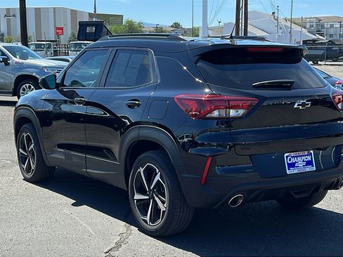 Used 2023 Chevrolet TrailBlazer RS w/ Sun and Liftgate Package AWD/4WD image 7