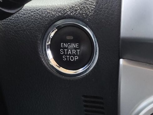 Used 2018 Toyota 4Runner Limited AWD/4WD image 29
