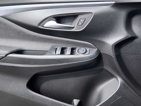 New 2026 Buick Envista Sport Touring FWD image 6