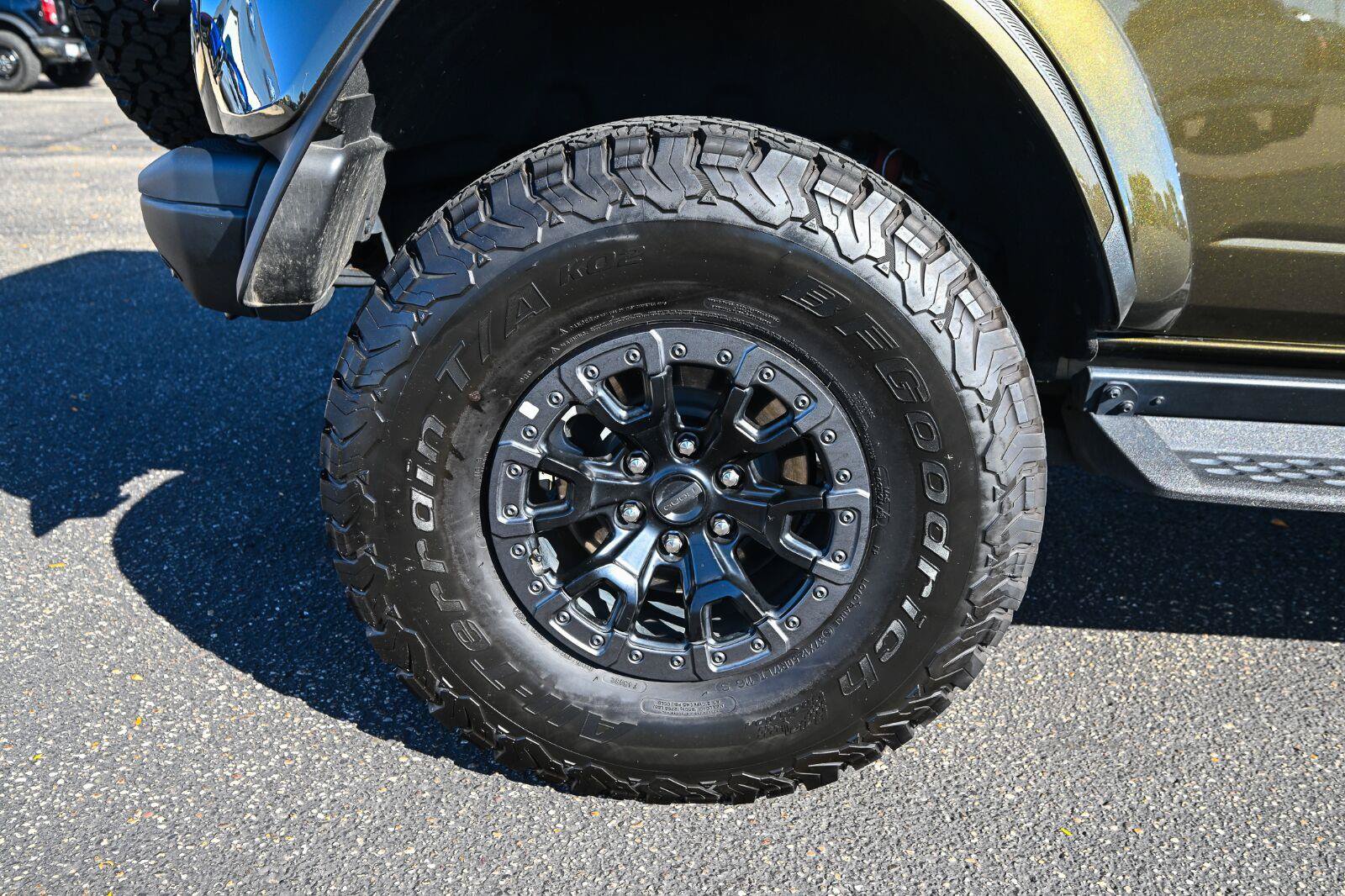 Used 2024 Ford Bronco Raptor w/ Interior Carbon Fiber Pack 6 AWD/4WD image 14