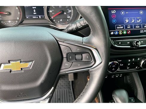 Used 2023 Chevrolet TrailBlazer ACTIV w/ Convenience Package FWD image 11