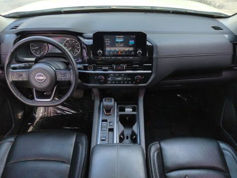 Certified 2022 Nissan Pathfinder SV FWD image 15