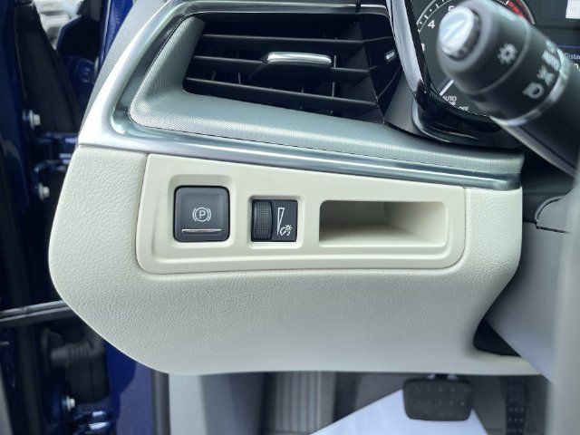 Certified 2024 Cadillac XT5 Premium Luxury AWD/4WD image 18