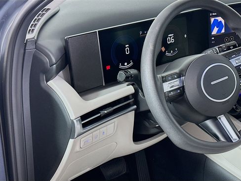 Used 2025 Hyundai Tucson SEL image 17