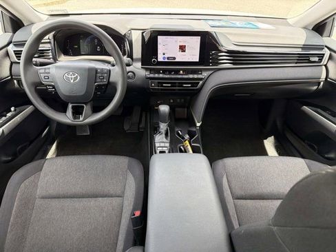Certified 2025 Toyota Camry LE FWD image 21
