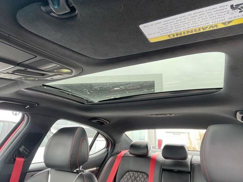 Used 2023 Genesis G70 3.3T w/ Sport Prestige Package image 30