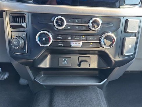 Used 2024 Ford F150 XLT image 18