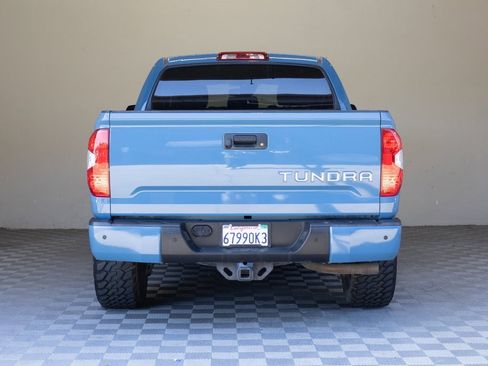 Used 2019 Toyota Tundra SR5 w/ SR5 Convenience Package image 12