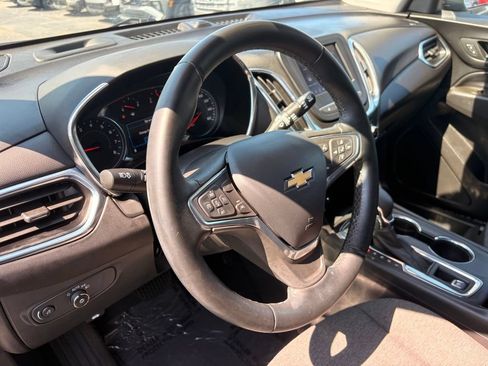 Used 2023 Chevrolet Equinox LT w/ Driver Convenience Package AWD/4WD image 12