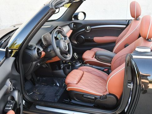 Used 2024 MINI Cooper S w/ Signature Upholstery Package FWD image 54