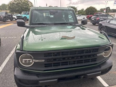 Used 2022 Ford Bronco 4-Door AWD/4WD image 3
