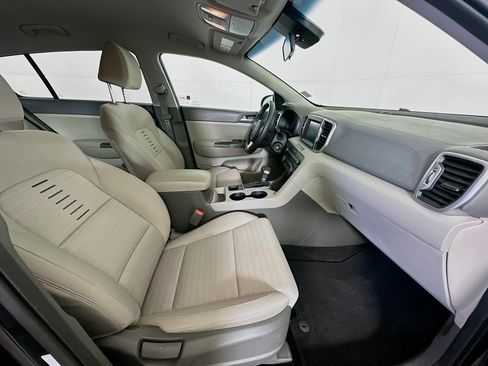 Used 2019 Kia Sportage LX w/ LX Popular Package image 29