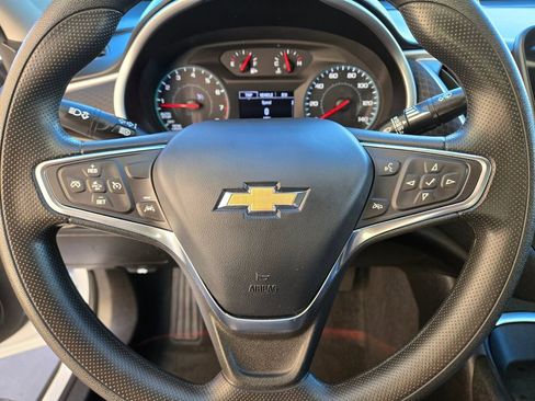 Used 2024 Chevrolet Malibu LT image 24