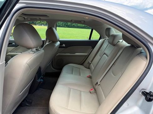 Used 2011 Ford Fusion Hybrid w/ 502A Rapid Spec Order Code FWD image 8