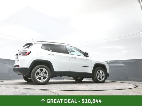 Used 2024 Jeep Compass Latitude image 51