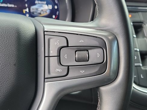 Used 2024 Chevrolet Suburban LT AWD/4WD image 33