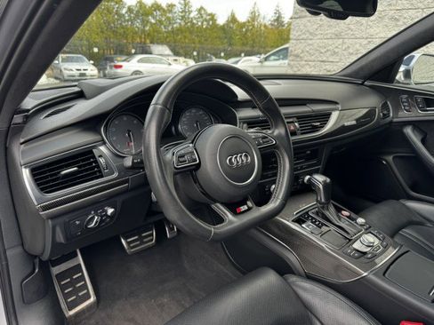 Used 2018 Audi S6 Prestige w/ Prestige Package image 6