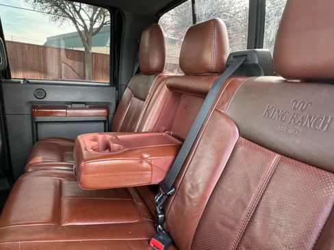 Used 2012 Ford F250 King Ranch w/ King Ranch w/Chrome Pkg image 35
