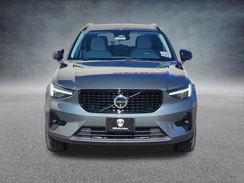 New 2026 Volvo XC40 B5 Plus w/ Protection Package Premier image 2