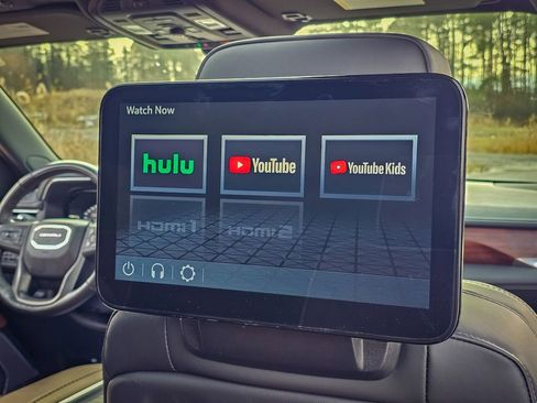 Certified 2023 GMC Yukon Denali Ultimate image 45