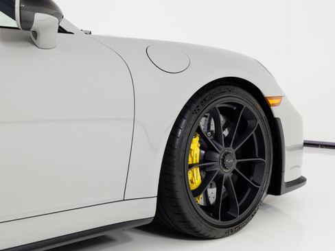 Used 2018 Porsche 911 GT3 RWD image 65