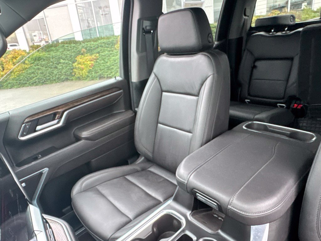 Used 2025 GMC Sierra 1500 Elevation w/ Elevation Premium Package AWD/4WD image 22