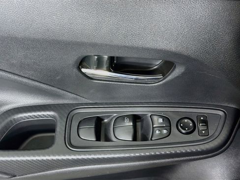 Used 2024 Nissan Versa SV FWD image 15