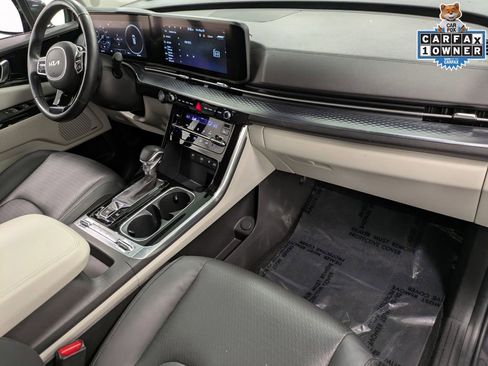 Used 2023 Kia Carnival SX Prestige FWD image 31