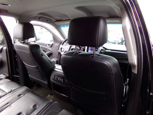 Used 2016 GMC Yukon XL SLE AWD/4WD image 24