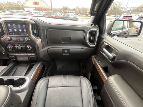 Used 2019 Chevrolet Silverado 1500 High Country w/ Trailer Camera Package image 14