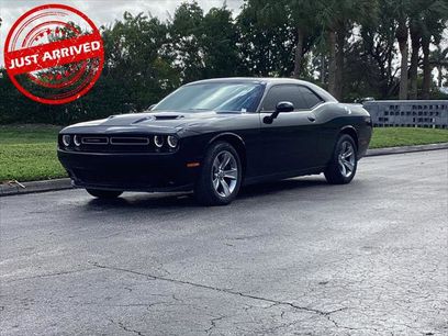 Used 2019 Dodge Challenger SXT