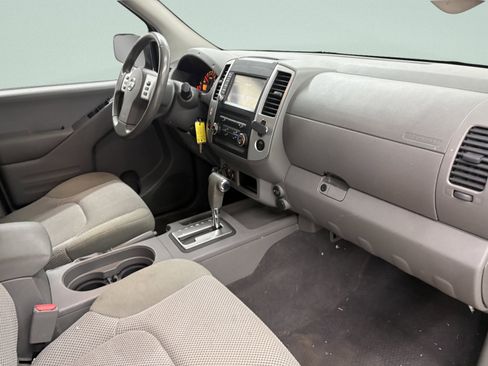 Used 2019 Nissan Frontier SV image 19